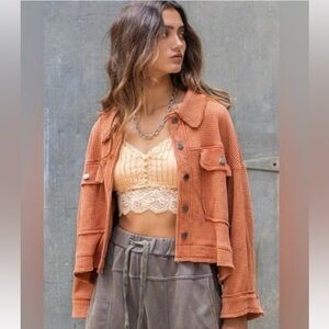 POL Boutique Lightweight Oversized Waffle Knit Cropped Burnt Orange Jacket M